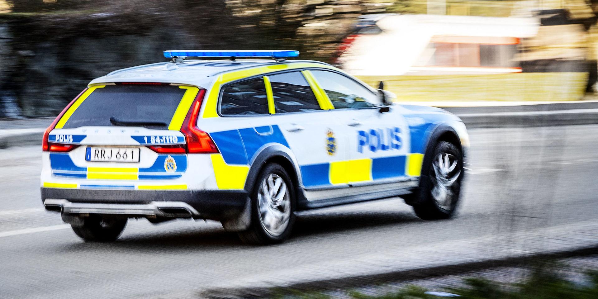 20190311 Trollhättan
Polis , polisen , polisbil , blåljus , utryckning