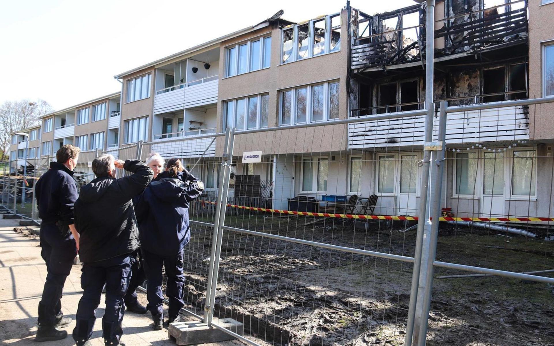 Flera av lägenheterna på Tåbrovägen blev helt förstörda efter storbranden i Lindome. 