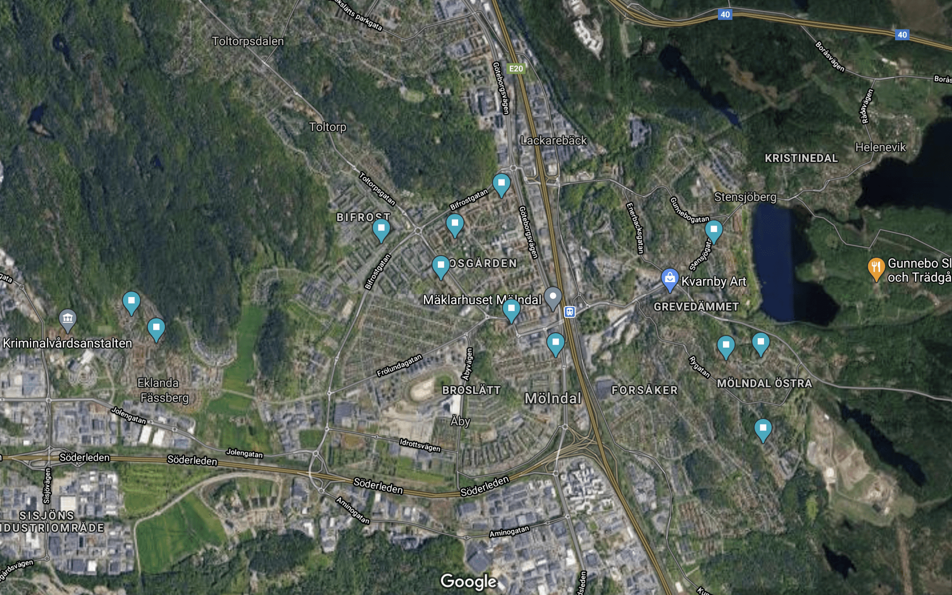 I norra Mölndal är det dessa 14 platser som är först ut. Istället för att ta sig till ett ombud kommer man att kunna hämta paketen utomhus när som helst på dygnet.
