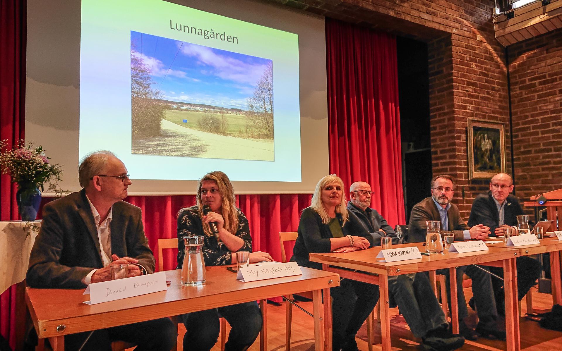 Politikerna som deltog på debattkvällen var Marcus Claesson (L), My Högfeldt (MP), Maria Martini (C), Anders Enelund (M) och Ronny Lindqvist (V).