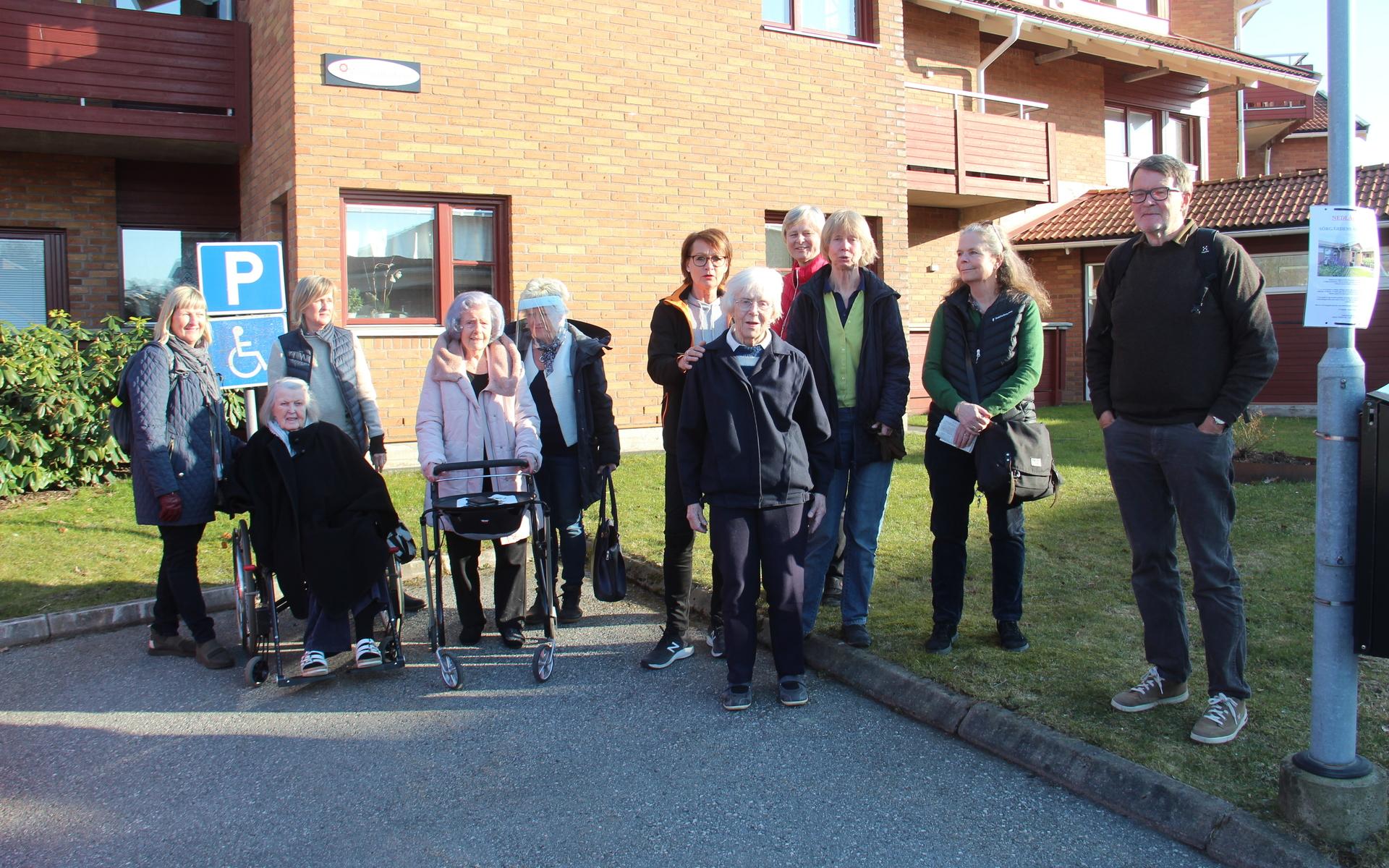 De boende på Sörgården och deras anhöriga hoppas att kommunen inte ska gå igenom med förslaget att stänga boendet.