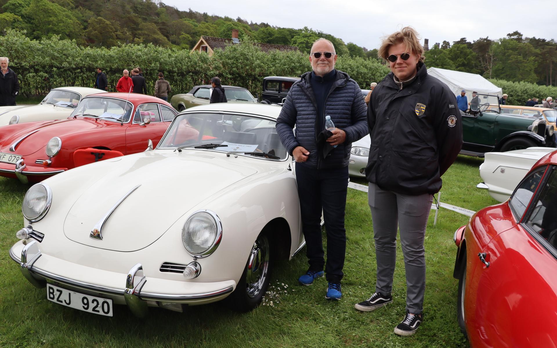 Erik och Magnus Nordvall från Göteborg var där med en gammal Porsche 356 C. 