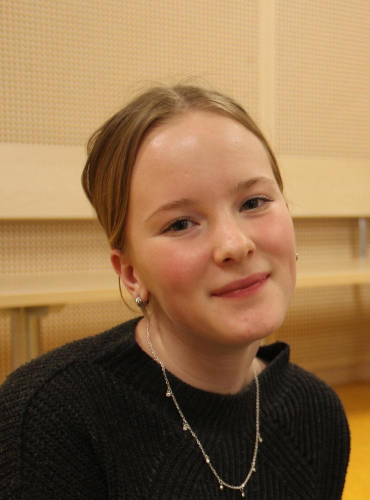 Ida Ivarsson, Almåsskolan. 